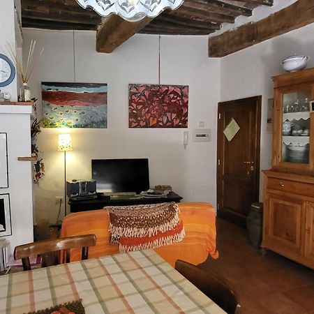 La Casa Di Dina Leilighet Castelmuzio Eksteriør bilde