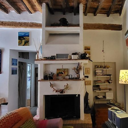 La Casa Di Dina Leilighet Castelmuzio Eksteriør bilde